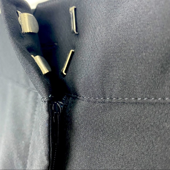 NWT Under Armour Black Golf Skort SPF 50 Size 4 - Picture 3 of 9